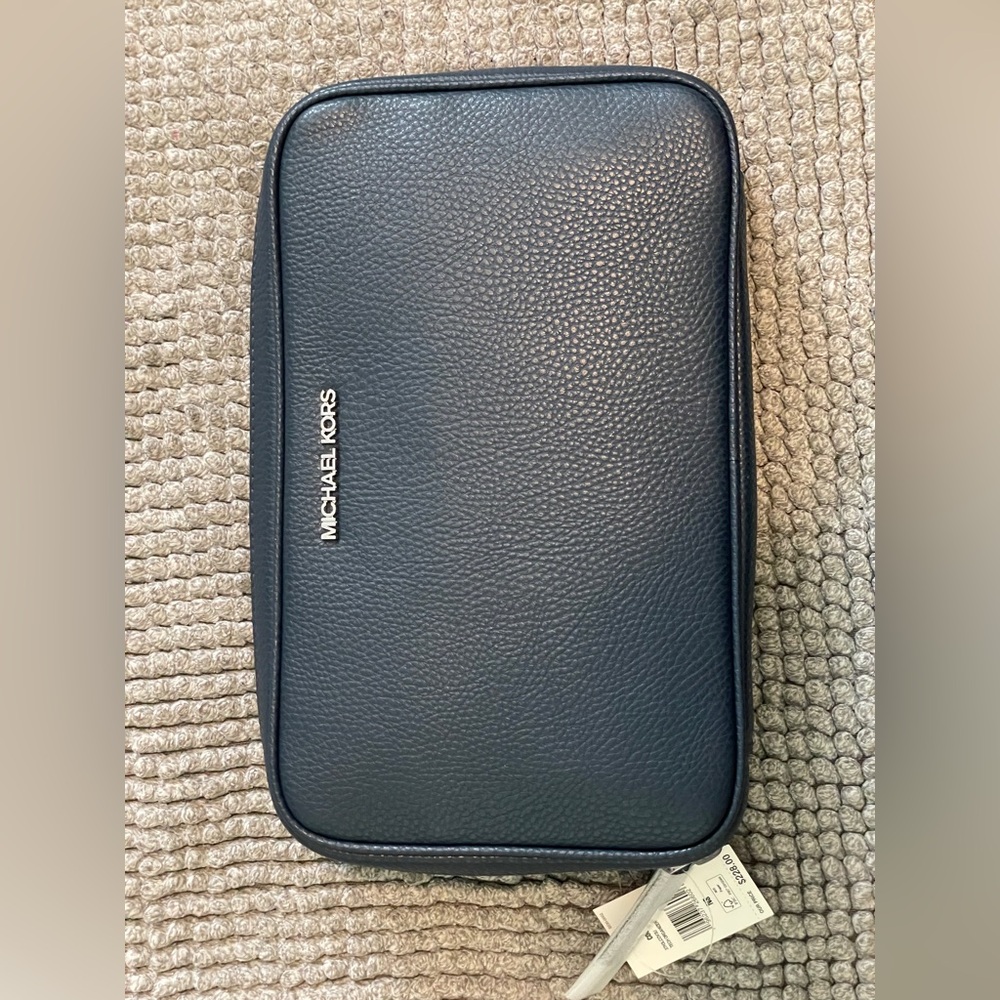 MK toiletry Navy blue NWT